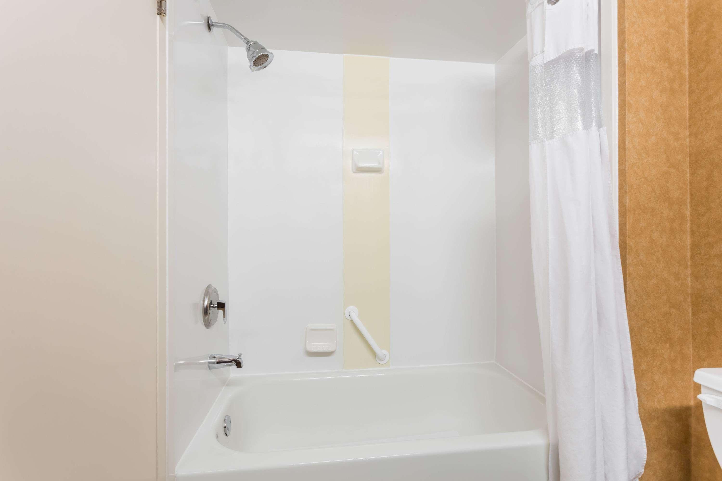 Wingate By Wyndham Greenville Airport Εξωτερικό φωτογραφία